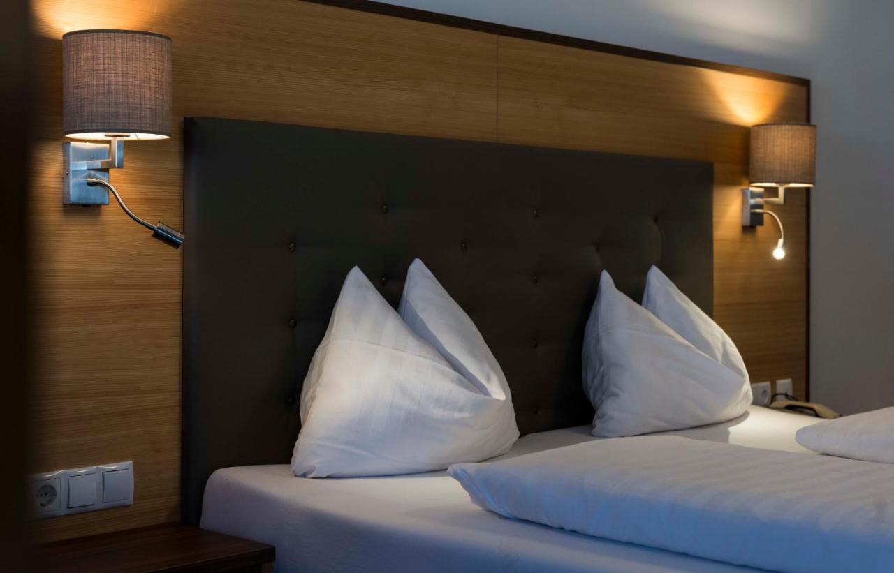 Hotel Neuwirt Zell am Ziller Bagian luar foto